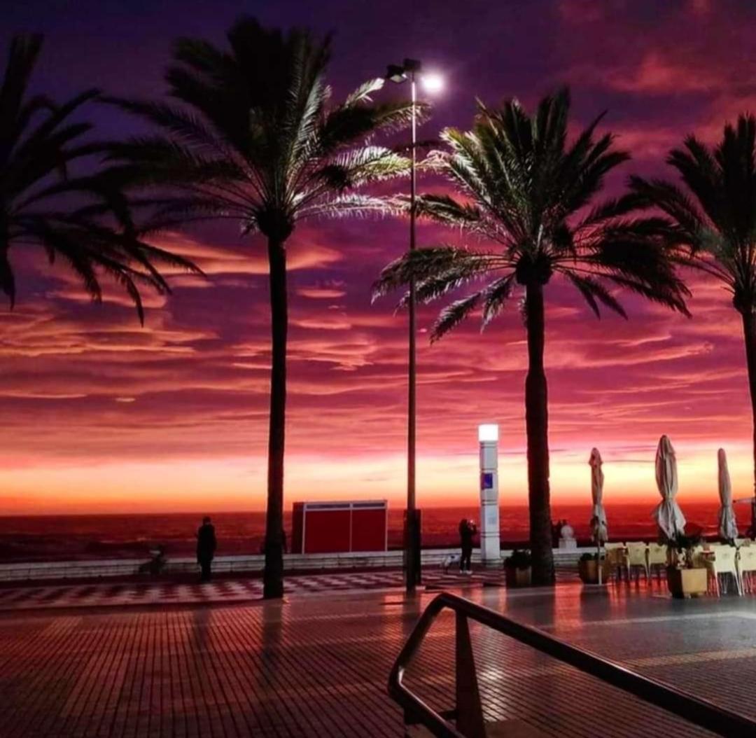 ¡Cómo en casa! Precioso apartamento en Almería Almeria Exterior foto
